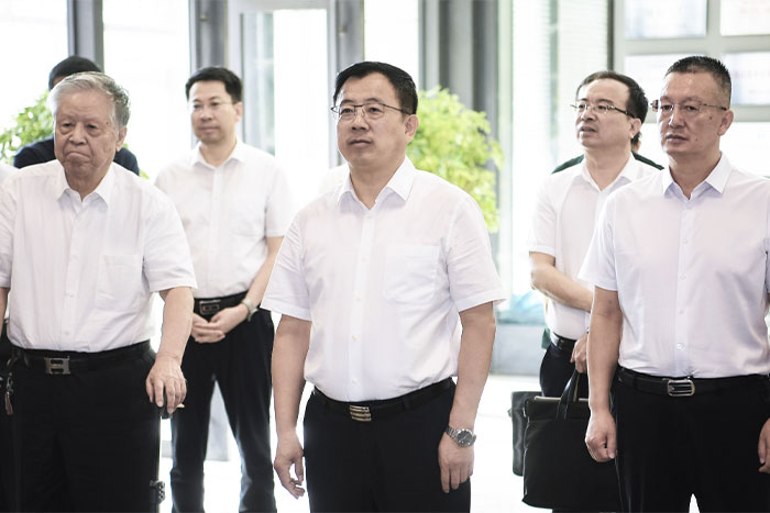 大事记 | 自治区党委常委、银川市委书记赵旭辉调研PA集团中国机器人装备智能化研发生产情况